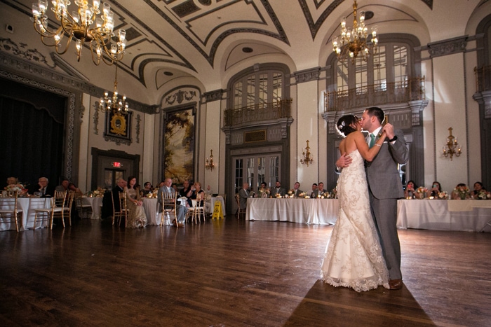 You are currently viewing Wedding Venue Spotlight: Tudor Arms Cleveland