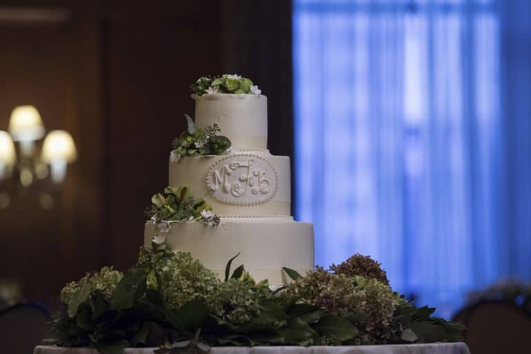 Read more about the article Fall Wedding Reception at Union Club of Cleveland