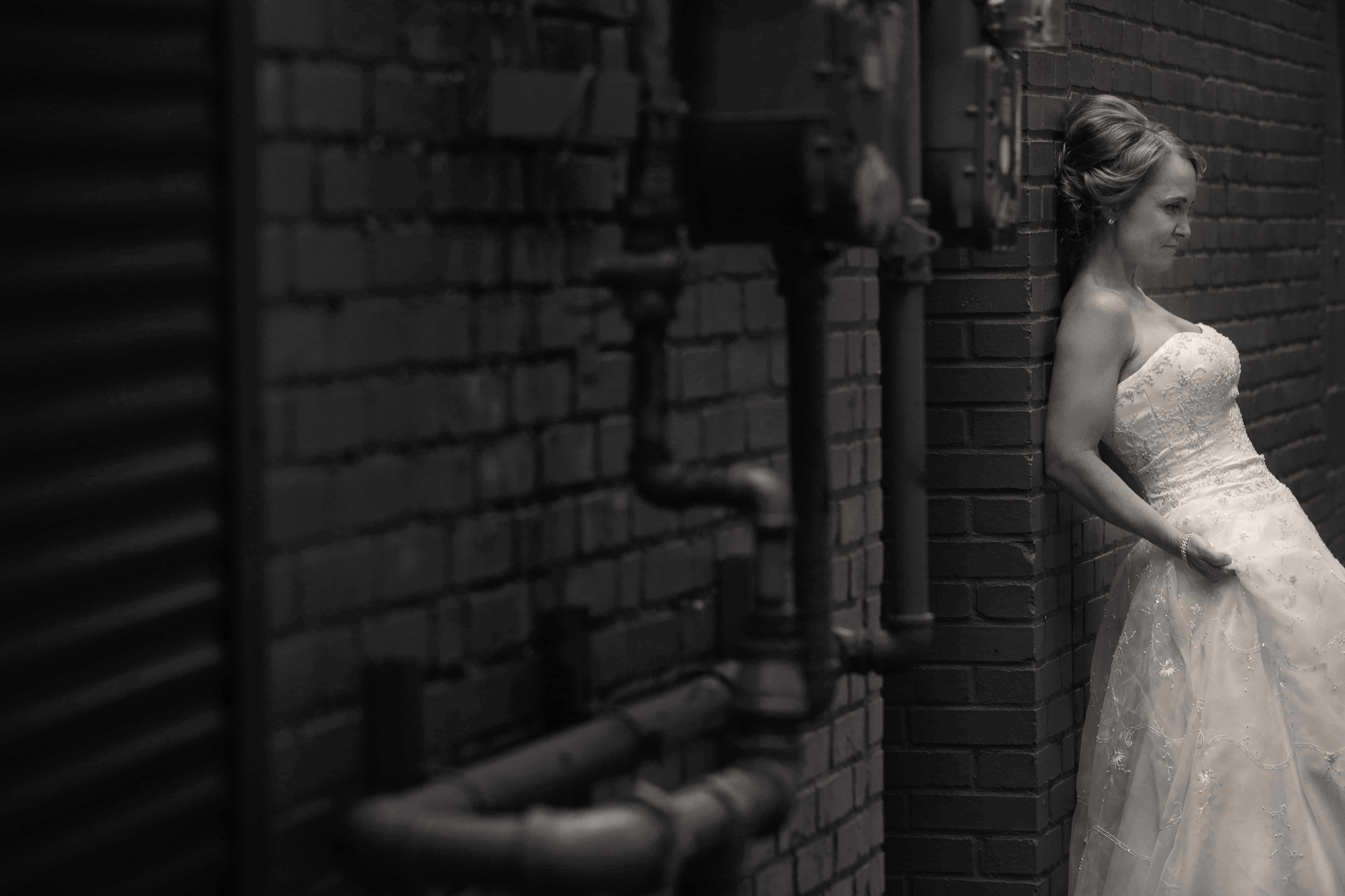 wedding picture in alley
