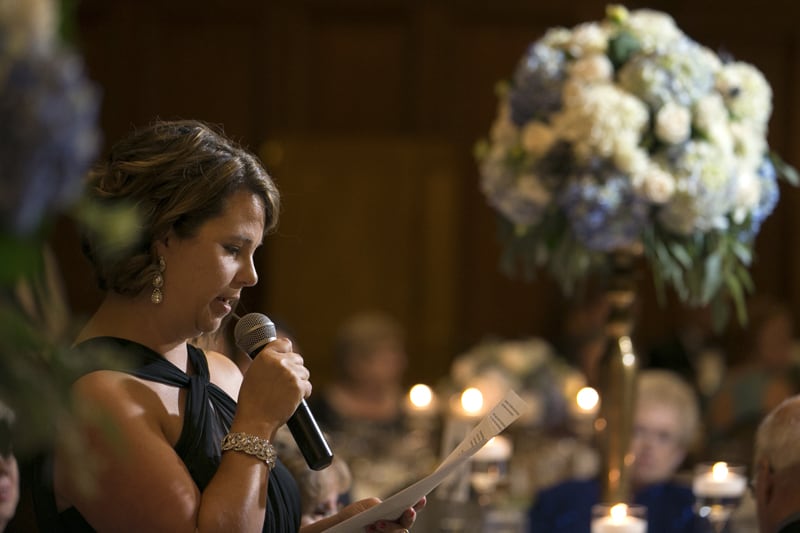 maid of honor giving speech
