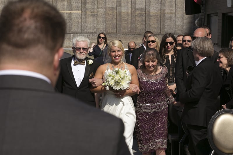 bride approaching her wedding at metropolitan at the 9