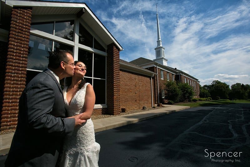 Read more about the article Wedding in Tallmadge Ohio // Akron Wedding Photographers