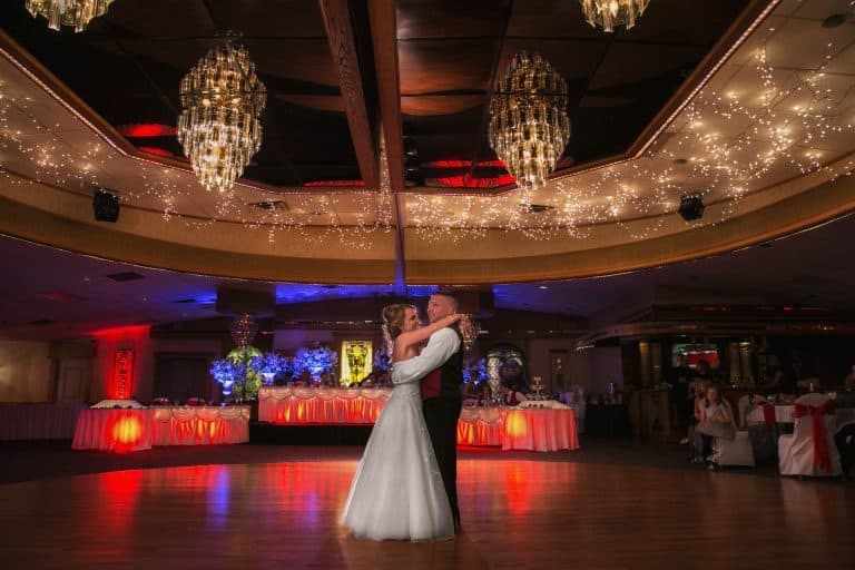 Read more about the article Mary and Jon’s Wedding Reception at Guy’s Party Center