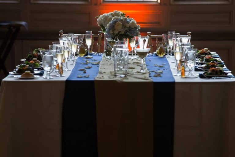 Read more about the article Jason and Carolyn’s Wedding Reception at Tudor Arms Cleveland