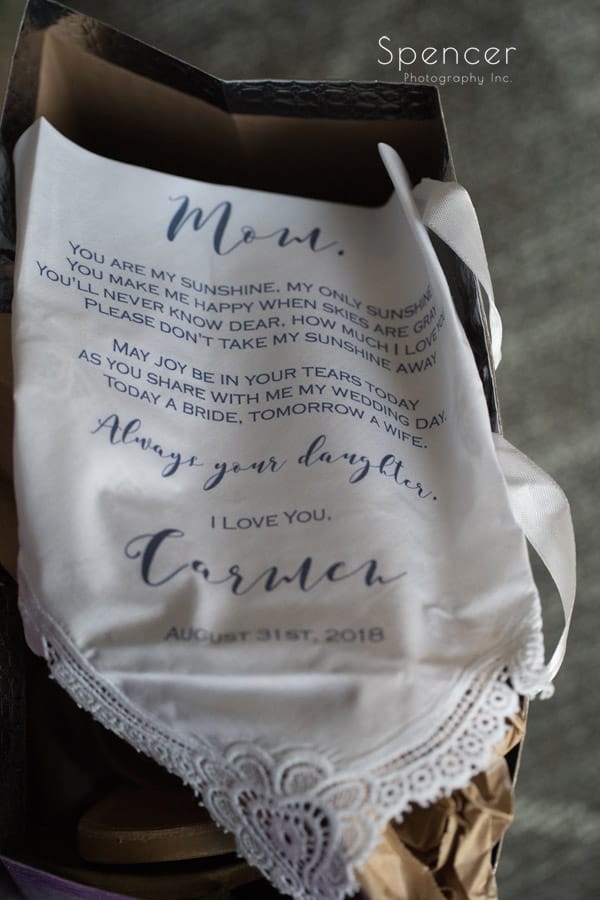 brides wedding day gift to mom at pittsburgh wedding day