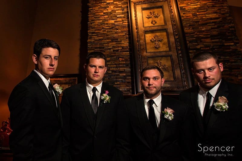 wedding day picture of groom with groomsmen