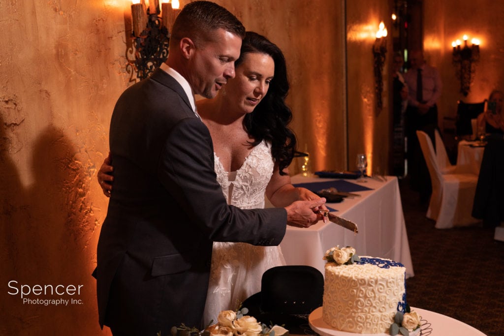 cake cutting at Gervasi wedding reception