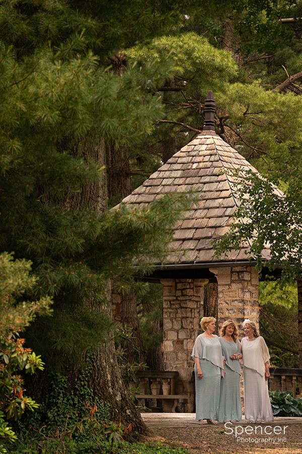 first look with older couple at Stan Hywet