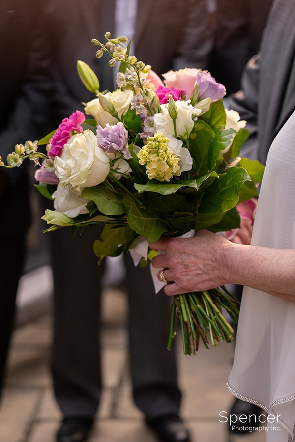 brides bouquet at O'Neil House Akron